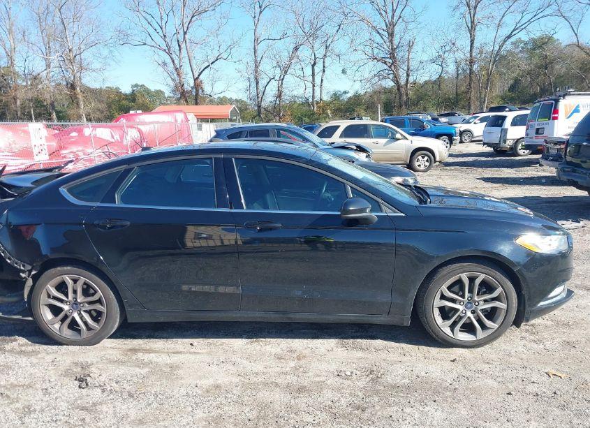 Photo 13 of 2017 Ford Fusion S (VIN 3FA6P0G76HR189067)