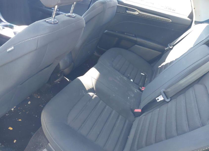 Photo 8 of 2017 Ford Fusion S (VIN 3FA6P0G76HR189067)