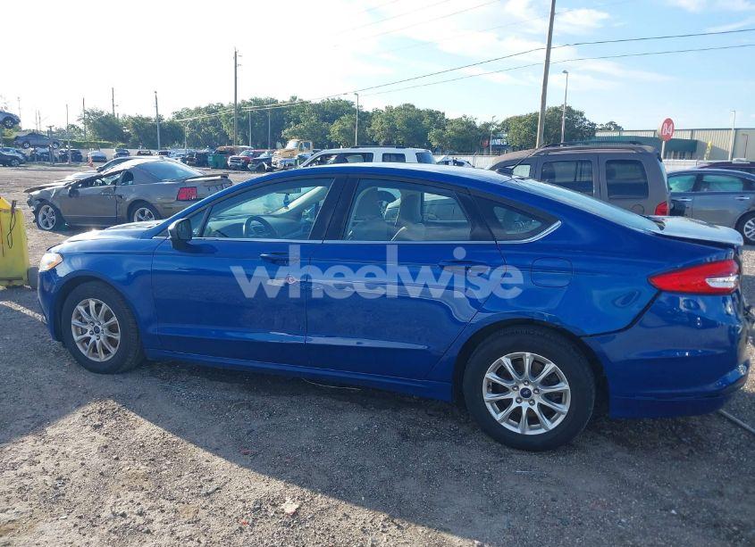 Photo 14 of 2017 Ford Fusion S (VIN 3FA6P0G76HR319607)
