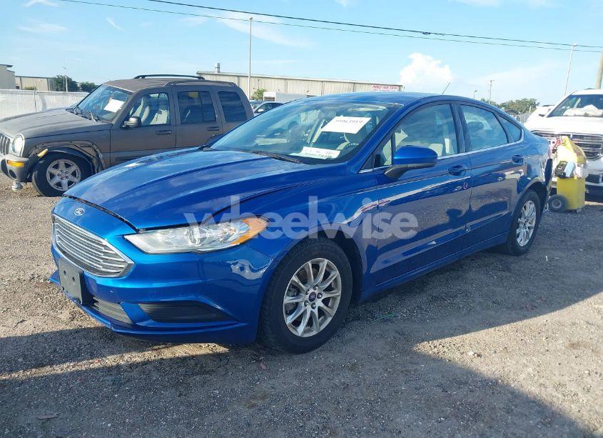 Photo 2 of 2017 Ford Fusion S (VIN 3FA6P0G76HR319607)