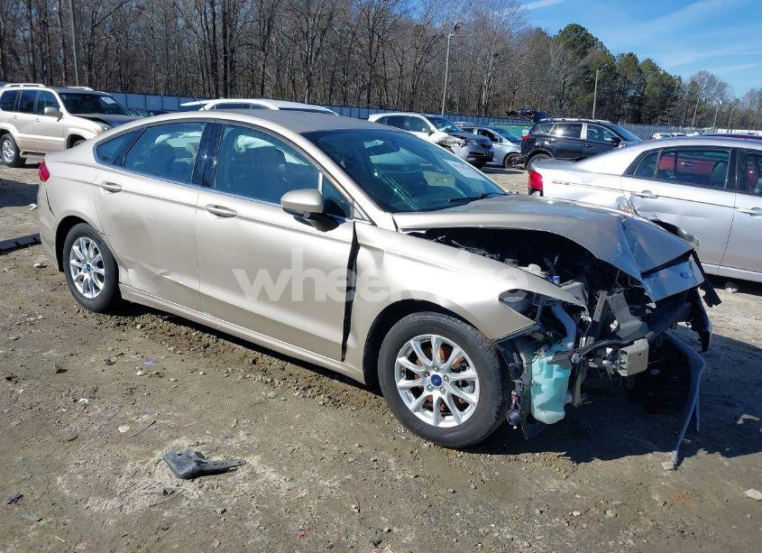 2017 Ford Fusion S (VIN 3FA6P0G76HR382934) main photo