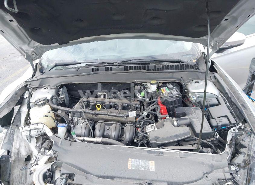 Photo 10 of 2018 Ford Fusion S (VIN 3FA6P0G76JR143616)