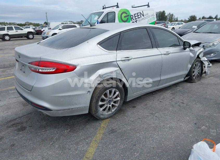 Photo 4 of 2018 Ford Fusion S (VIN 3FA6P0G76JR143616)