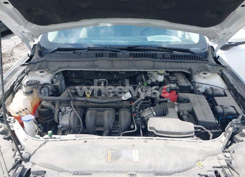 Photo 10 of 2018 Ford Fusion S (VIN 3FA6P0G76JR156558)