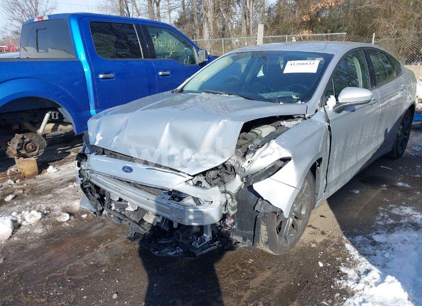 Photo 6 of 2018 Ford Fusion S (VIN 3FA6P0G76JR184442)