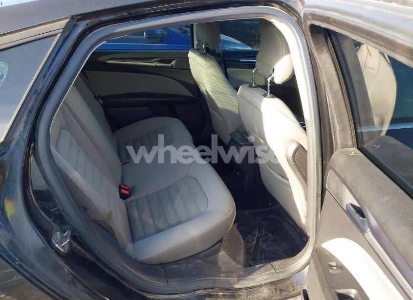 Photo 8 of 2013 Ford Fusion S (VIN 3FA6P0G77DR203455)