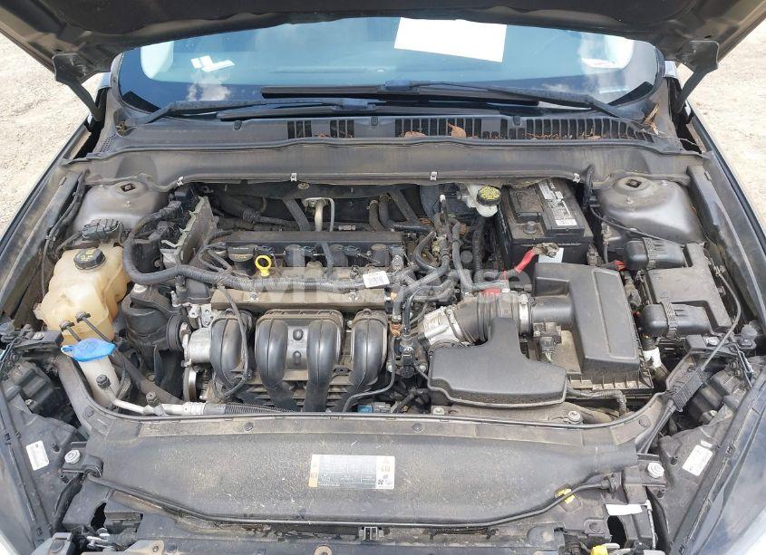 Photo 10 of 2013 Ford Fusion S (VIN 3FA6P0G77DR211295)