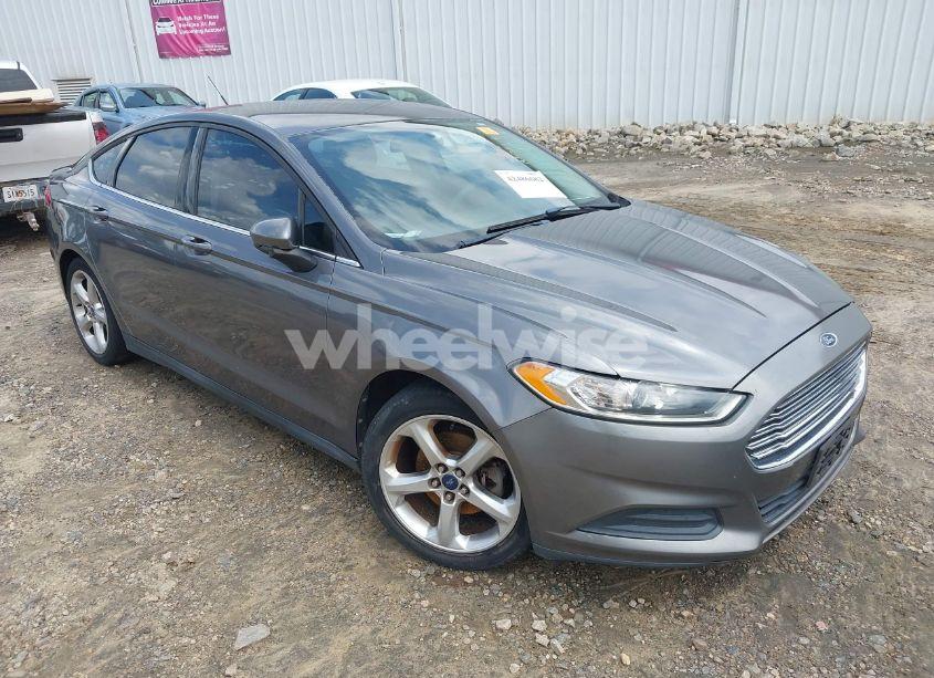 Photo 3 of 2013 Ford Fusion S (VIN 3FA6P0G77DR211295)