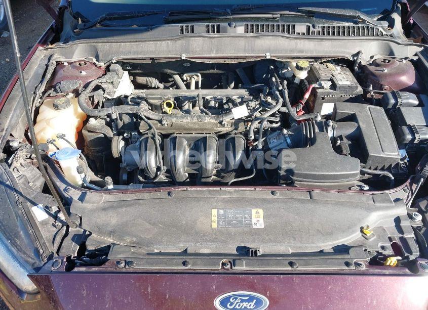 Photo 10 of 2013 Ford Fusion S (VIN 3FA6P0G77DR385142)