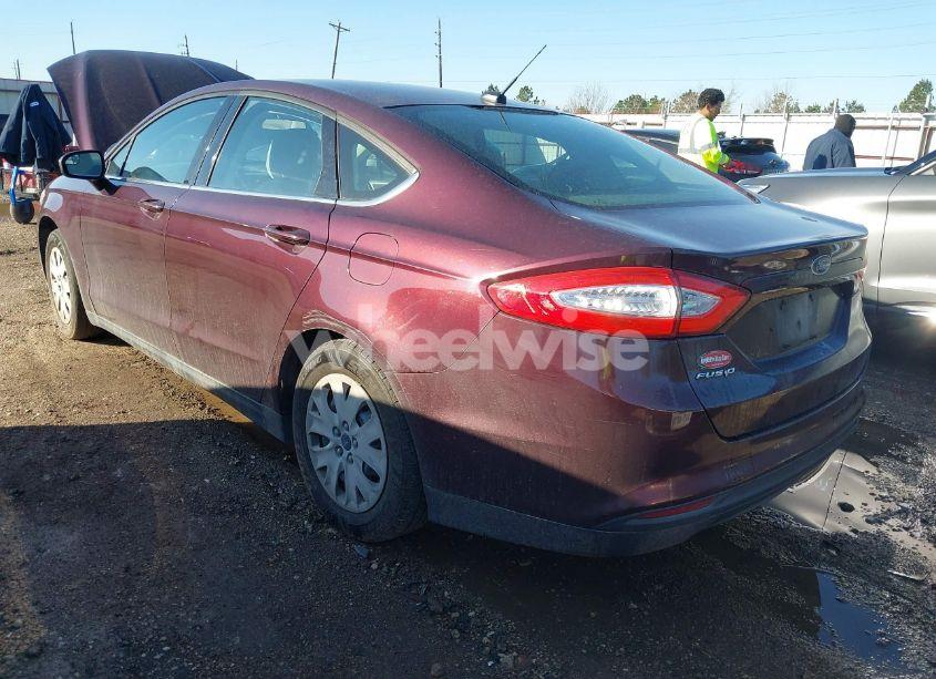Photo 3 of 2013 Ford Fusion S (VIN 3FA6P0G77DR385142)