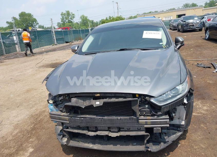 Photo 13 of 2014 Ford Fusion S (VIN 3FA6P0G77ER159541)