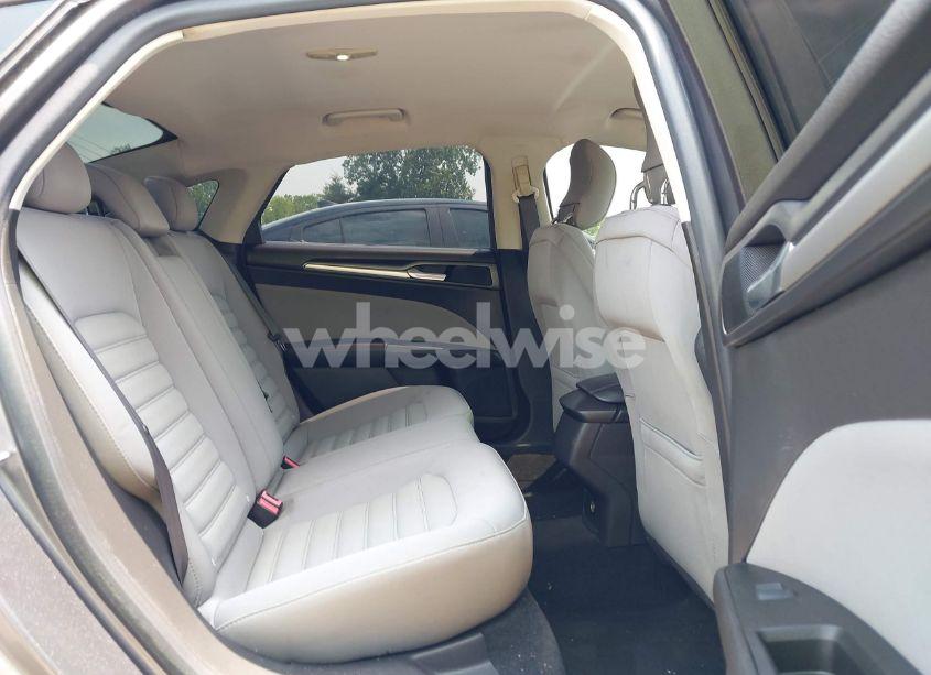 Photo 8 of 2014 Ford Fusion S (VIN 3FA6P0G77ER159541)