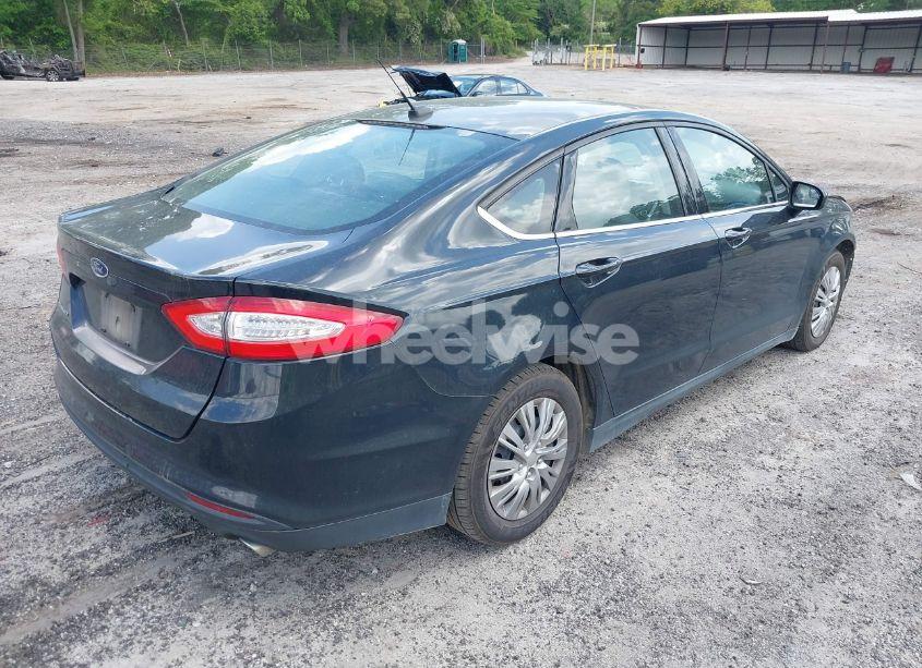 Photo 4 of 2014 Ford Fusion S (VIN 3FA6P0G77ER232956)