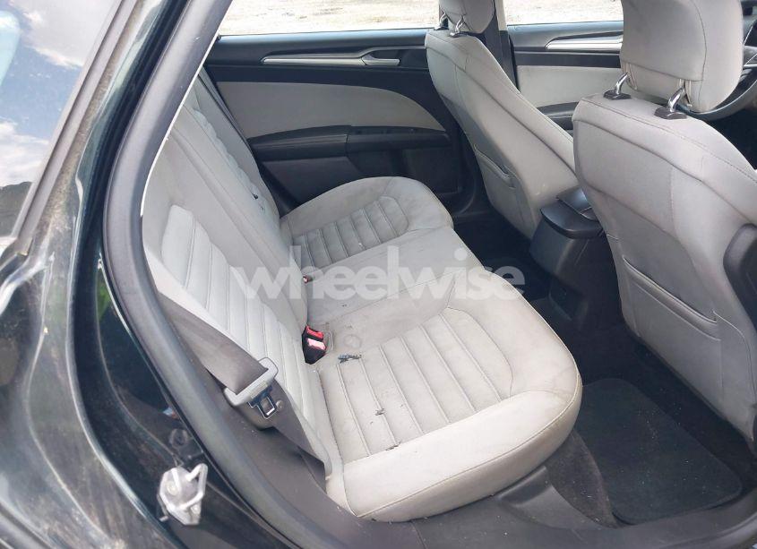 Photo 8 of 2014 Ford Fusion S (VIN 3FA6P0G77ER232956)