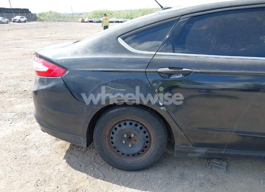 Photo 12 of 2014 Ford Fusion S (VIN 3FA6P0G77ER259283)