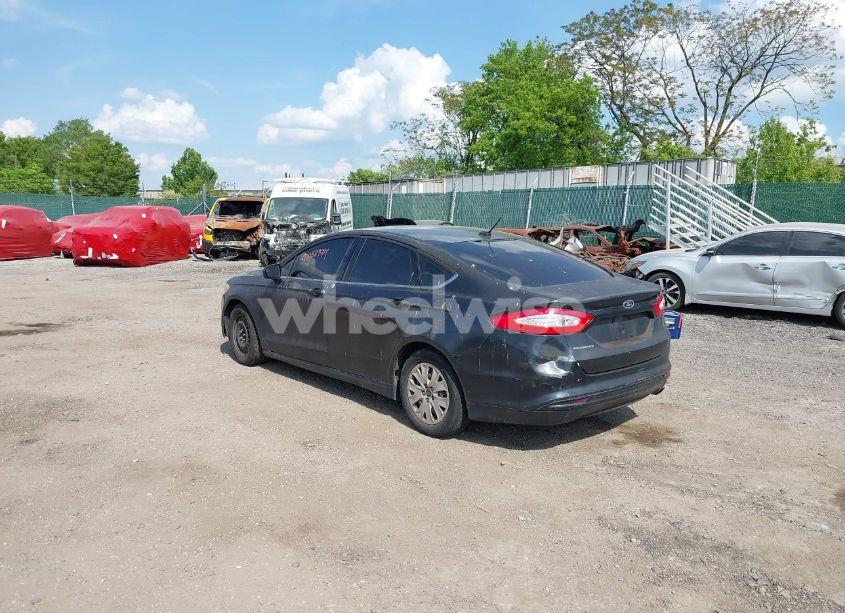 Photo 3 of 2014 Ford Fusion S (VIN 3FA6P0G77ER259283)