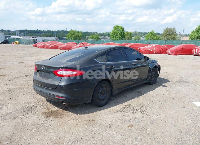 Photo 4 of 2014 Ford Fusion S (VIN 3FA6P0G77ER259283)