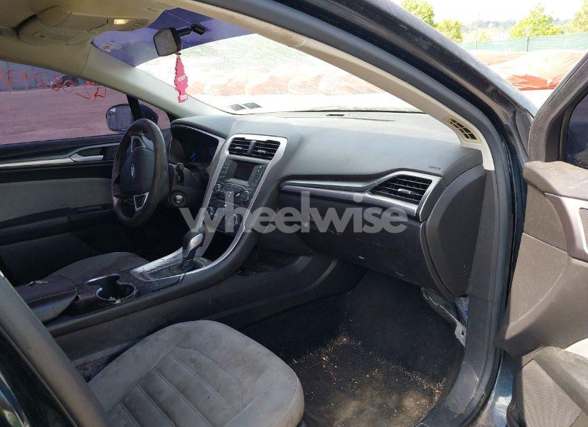 Photo 5 of 2014 Ford Fusion S (VIN 3FA6P0G77ER259283)