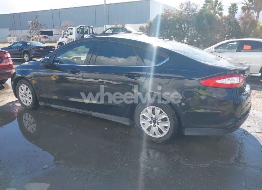 Photo 3 of 2014 Ford Fusion S (VIN 3FA6P0G77ER270266)