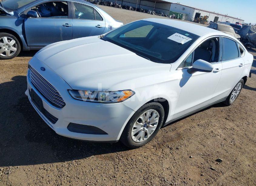 Photo 2 of 2014 Ford Fusion S (VIN 3FA6P0G77ER331616)