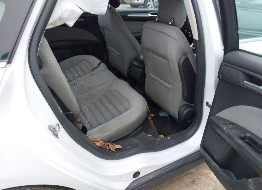 Photo 8 of 2014 Ford Fusion S (VIN 3FA6P0G77ER359559)