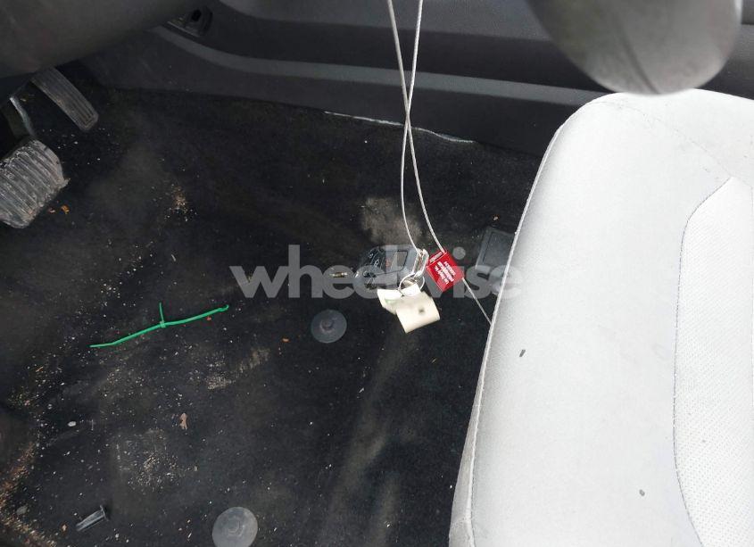 Photo 11 of 2014 Ford Fusion S (VIN 3FA6P0G77ER394053)