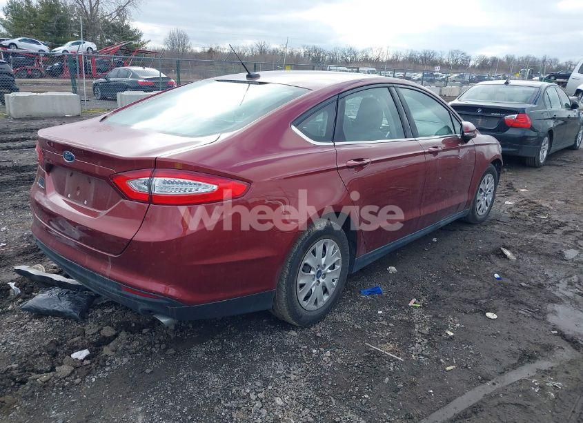 Photo 4 of 2014 Ford Fusion S (VIN 3FA6P0G77ER394053)