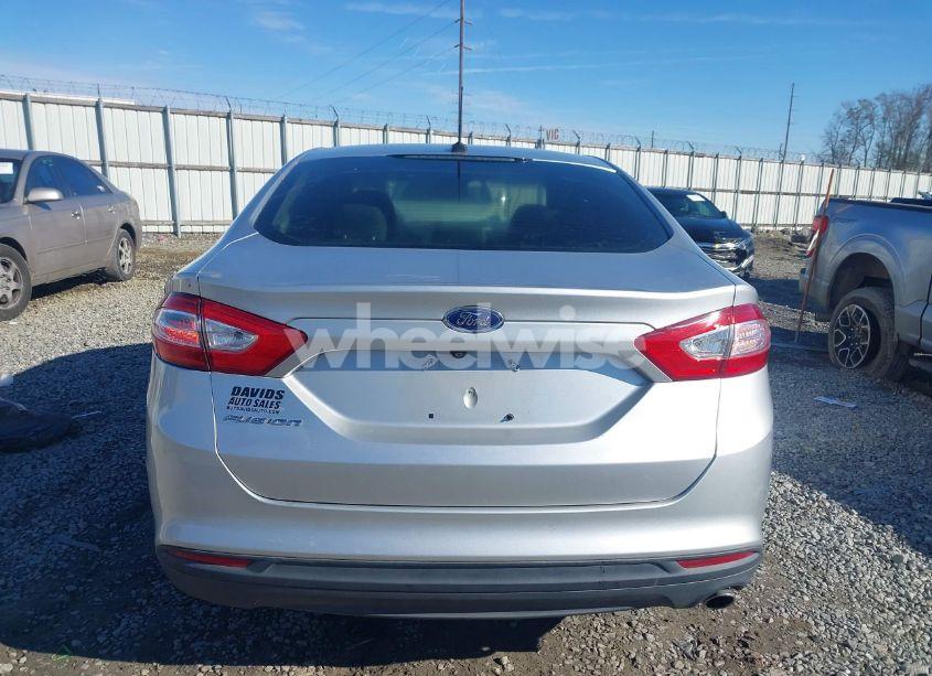 Photo 16 of 2015 Ford Fusion S (VIN 3FA6P0G77FR135015)