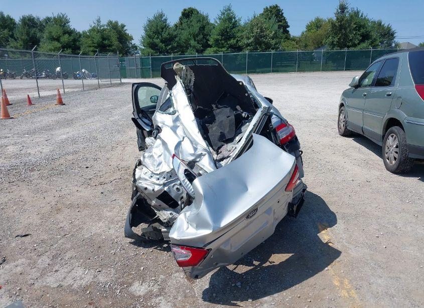 Photo 16 of 2015 Ford Fusion S (VIN 3FA6P0G77FR212868)