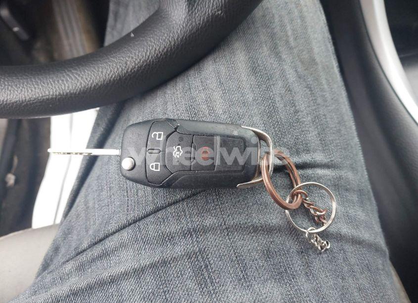 Photo 11 of 2015 Ford Fusion S (VIN 3FA6P0G77FR221652)