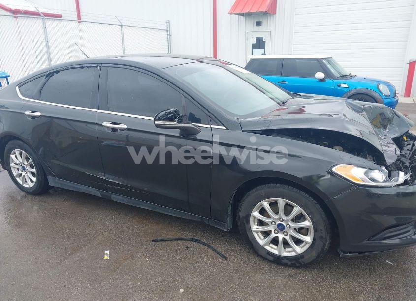Photo 18 of 2015 Ford Fusion S (VIN 3FA6P0G77FR221652)
