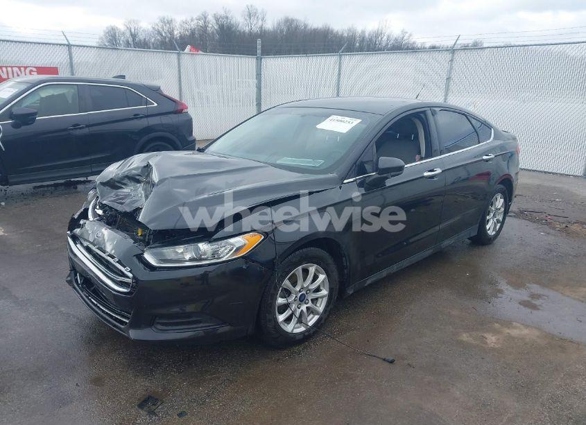 Photo 2 of 2015 Ford Fusion S (VIN 3FA6P0G77FR221652)