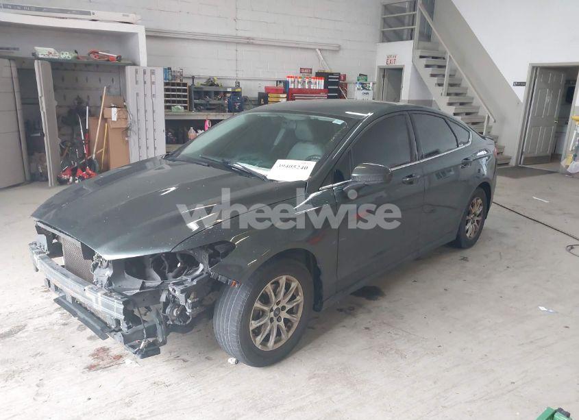 Photo 2 of 2015 Ford Fusion S (VIN 3FA6P0G77FR229489)