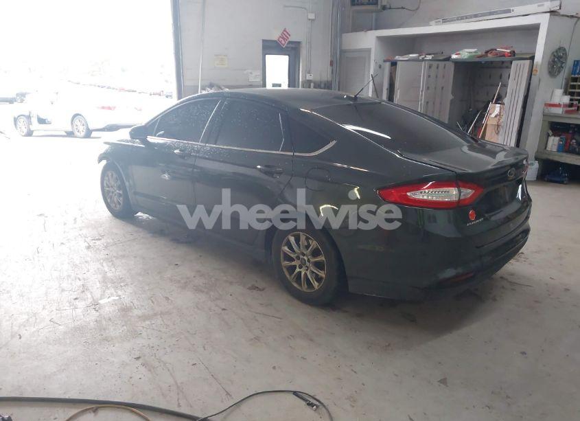 Photo 3 of 2015 Ford Fusion S (VIN 3FA6P0G77FR229489)