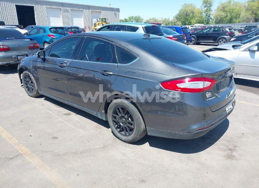 Photo 3 of 2015 Ford Fusion S (VIN 3FA6P0G77FR276179)
