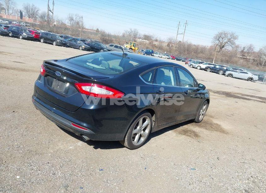 Photo 4 of 2016 Ford Fusion S (VIN 3FA6P0G77GR129328)