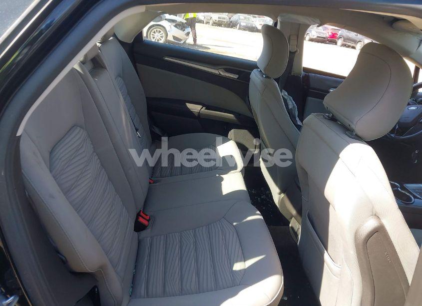 Photo 8 of 2016 Ford Fusion S (VIN 3FA6P0G77GR129328)