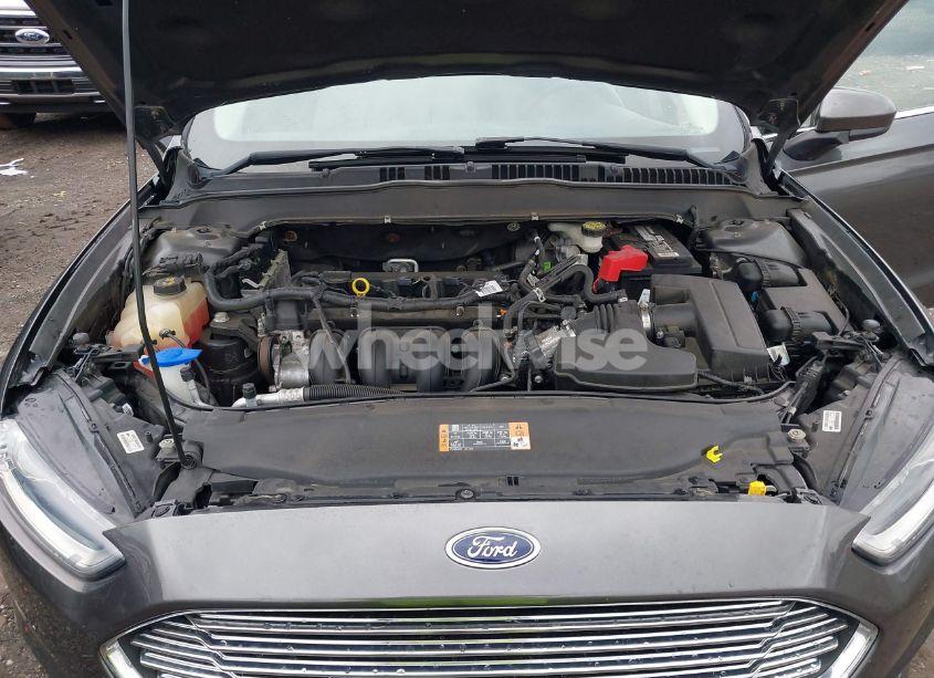 Photo 10 of 2016 Ford Fusion S (VIN 3FA6P0G77GR184796)