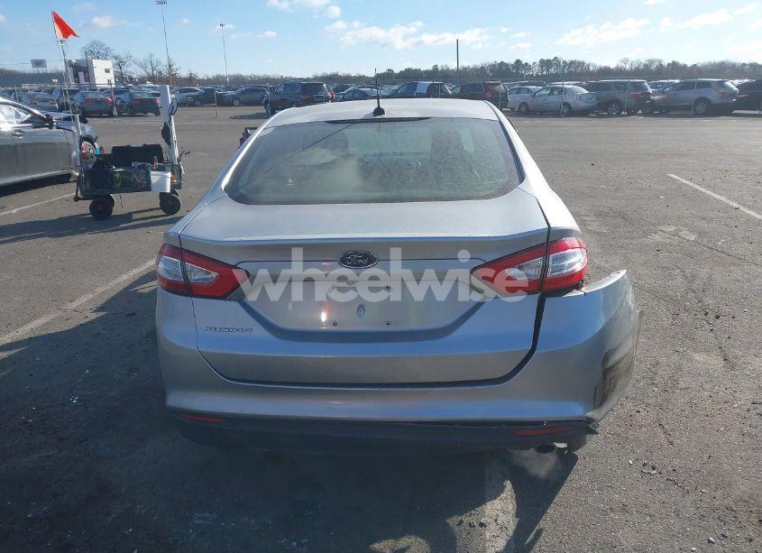 Photo 16 of 2016 Ford Fusion S (VIN 3FA6P0G77GR310591)
