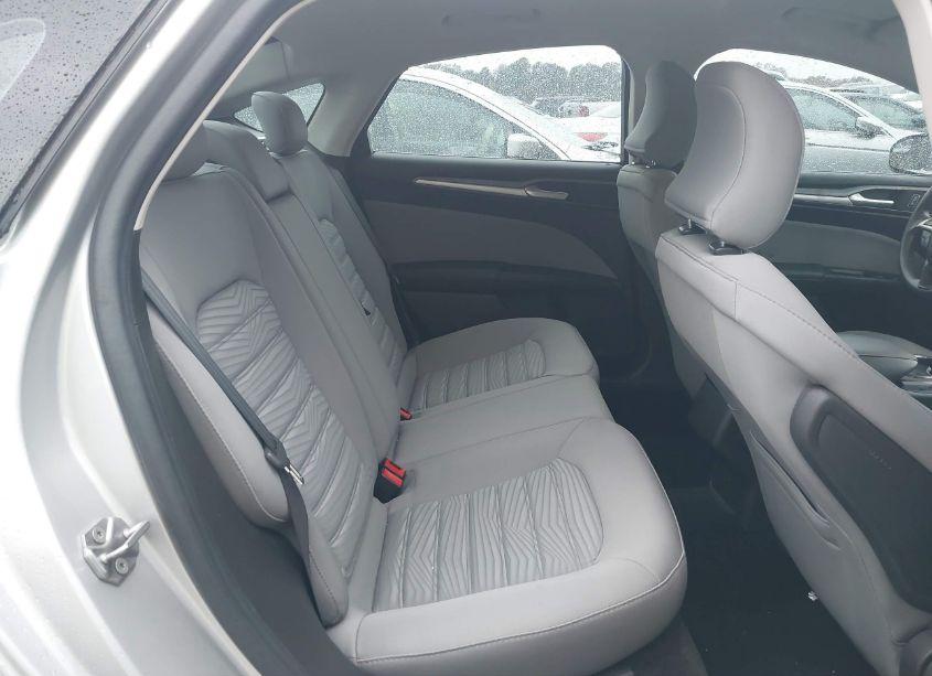 Photo 8 of 2016 Ford Fusion S (VIN 3FA6P0G77GR323065)