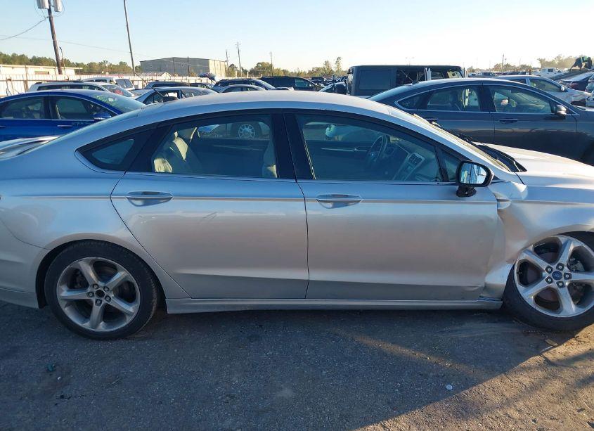 Photo 13 of 2016 Ford Fusion S (VIN 3FA6P0G77GR340450)