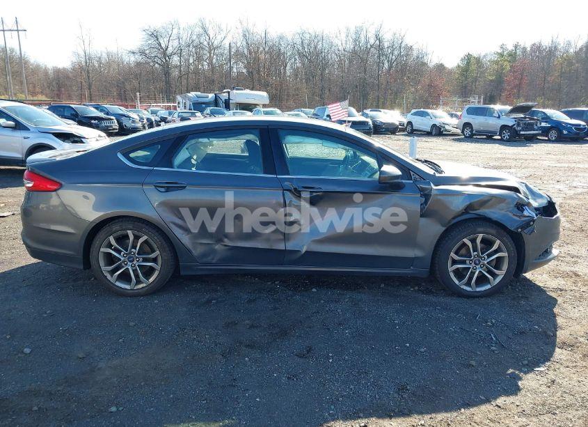 Photo 13 of 2017 Ford Fusion S (VIN 3FA6P0G77HR107153)