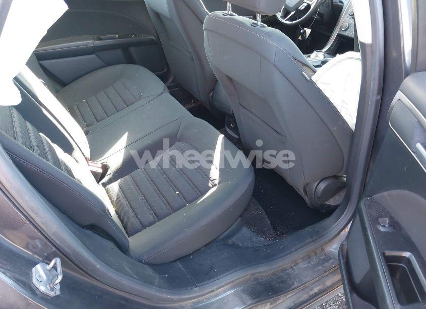 Photo 8 of 2017 Ford Fusion S (VIN 3FA6P0G77HR107153)