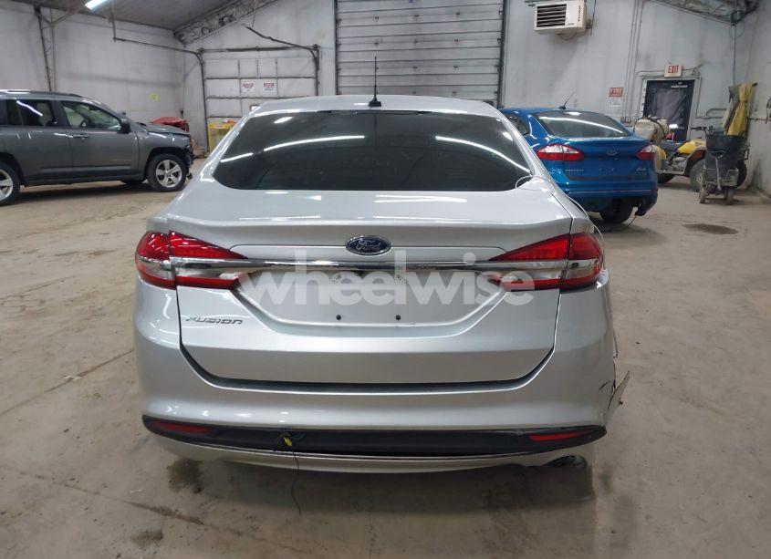 Photo 16 of 2017 Ford Fusion S (VIN 3FA6P0G77HR162329)
