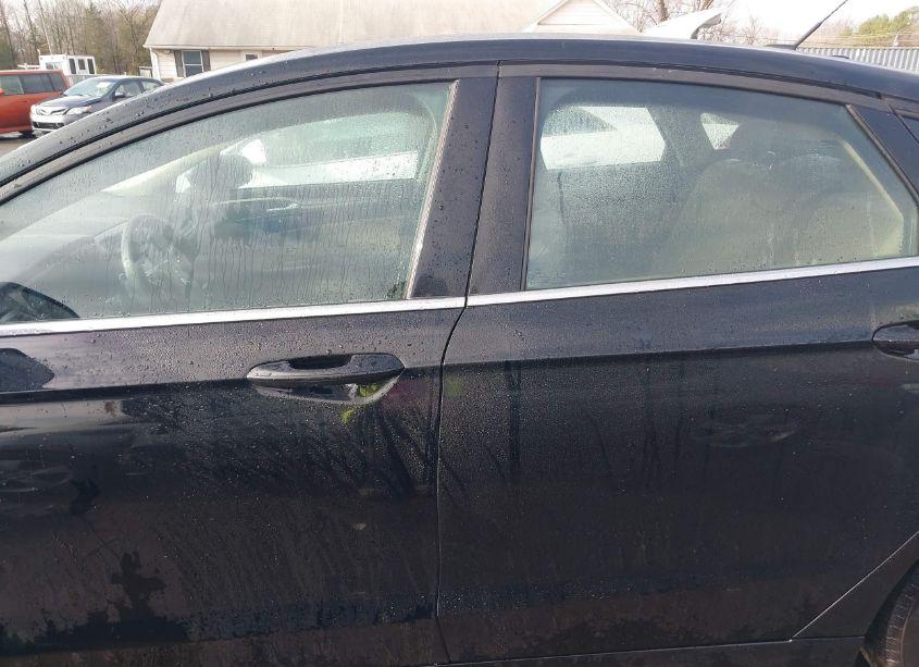 Photo 15 of 2017 Ford Fusion S (VIN 3FA6P0G77HR364426)