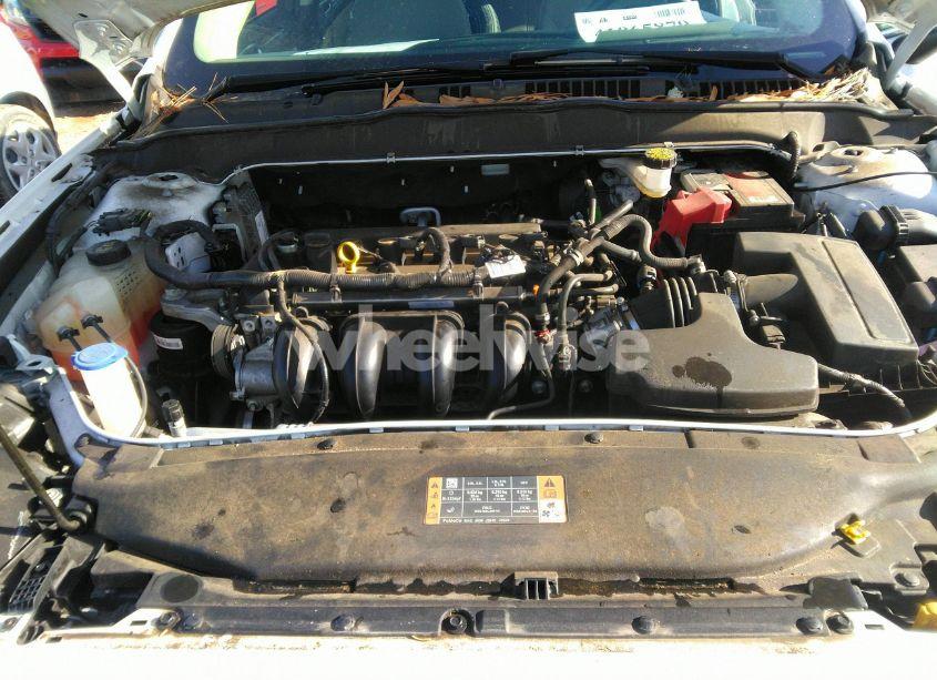 Photo 10 of 2019 Ford Fusion S (VIN 3FA6P0G77KR193426)