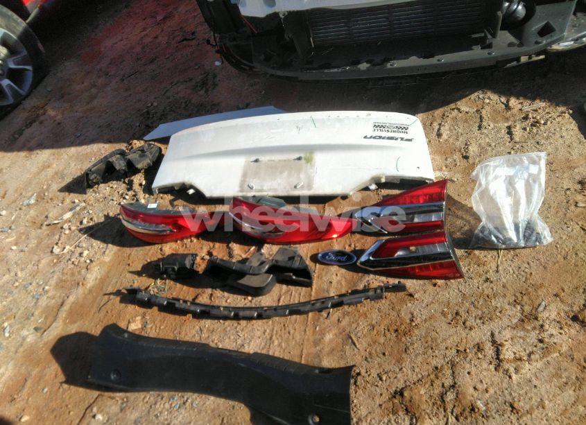 Photo 12 of 2019 Ford Fusion S (VIN 3FA6P0G77KR193426)