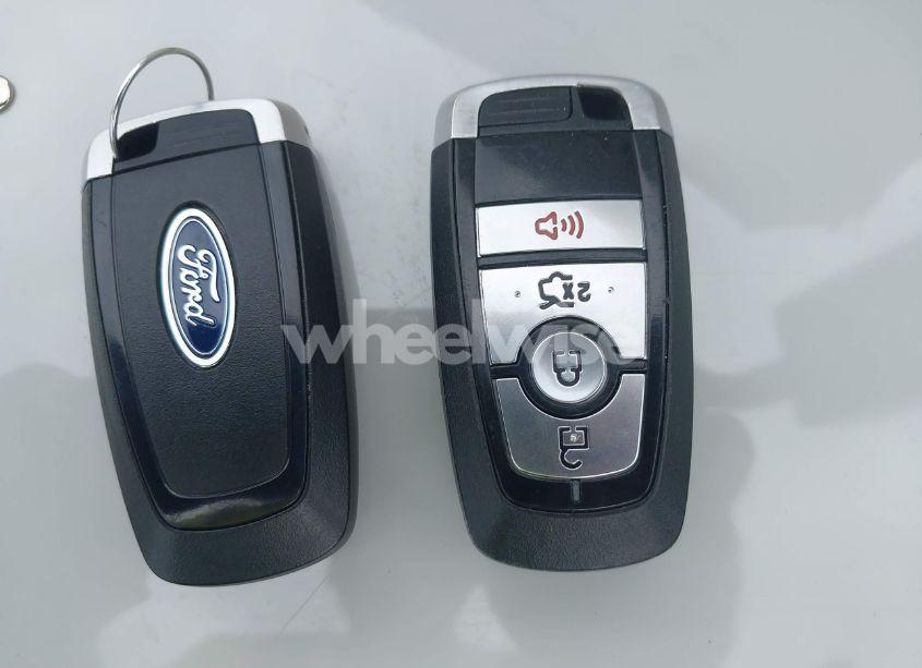 Photo 11 of 2019 Ford Fusion S (VIN 3FA6P0G77KR215022)