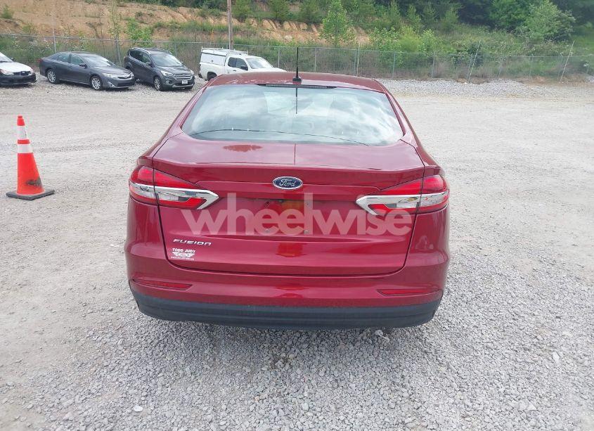 Photo 16 of 2019 Ford Fusion S (VIN 3FA6P0G77KR215022)