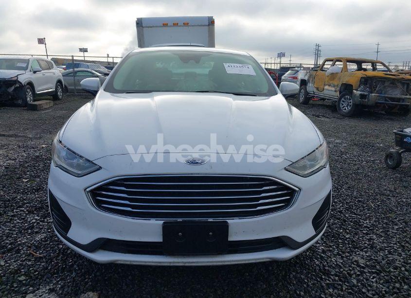 Photo 12 of 2019 Ford Fusion S (VIN 3FA6P0G77KR233083)